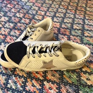 Vintage Havana Black and Cream Sneakers